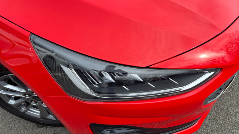 Ford Focus 1.0 EcoBoost Titanium 5dr Petrol Hatchback